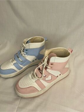2137 - Women’s High-Top Athletic Sneakers in Pink & Blue